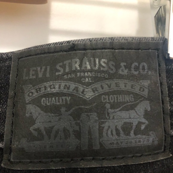 LEVI'S WOMEN'S 721 HIGH RISE SKINNY DISTRESS JEANS - Picture 5 of 5